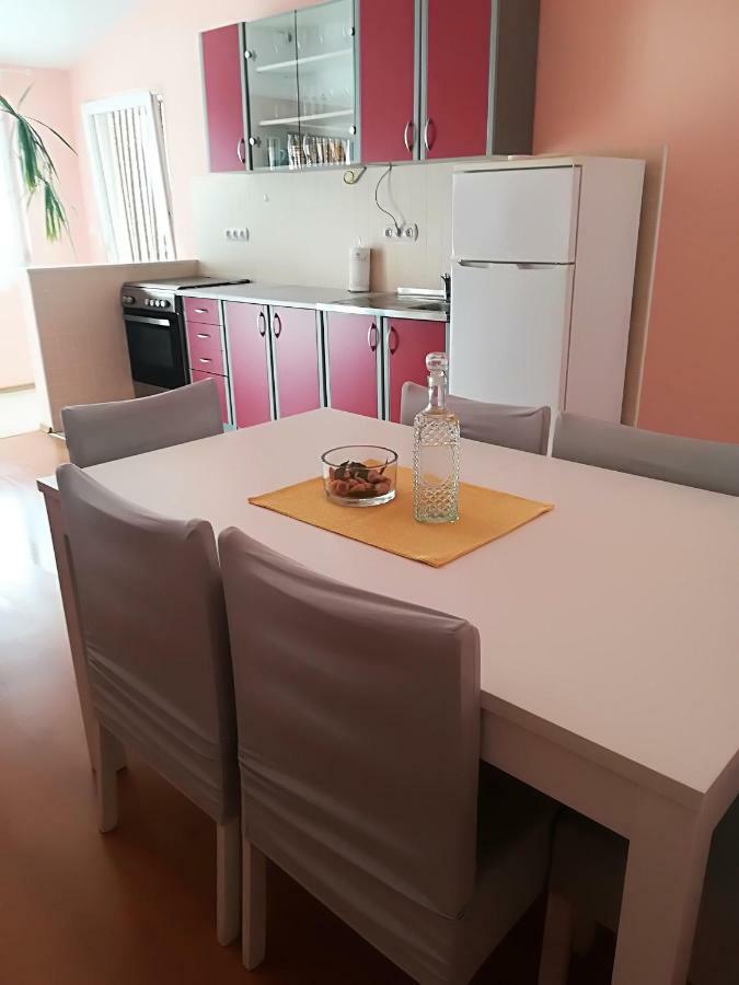 Apartman Rosanda Premuda Екстер'єр фото