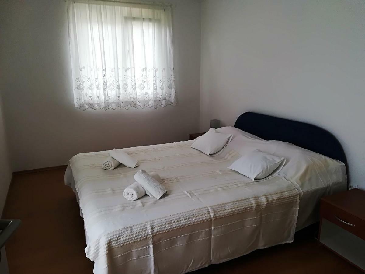 Apartman Rosanda Premuda Екстер'єр фото